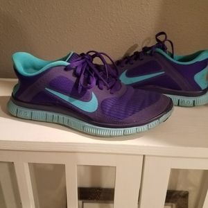 Nike Woman's Size 7